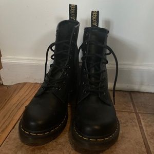 Womens Doc Martens, Size 9